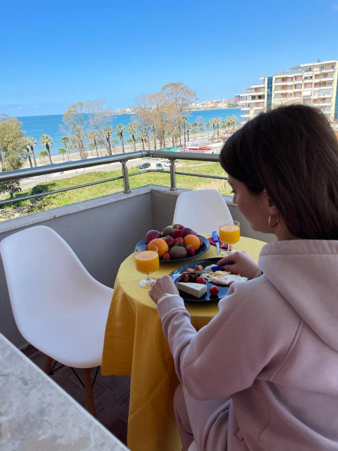 Family Suite Residence Vlorë Exteriör bild