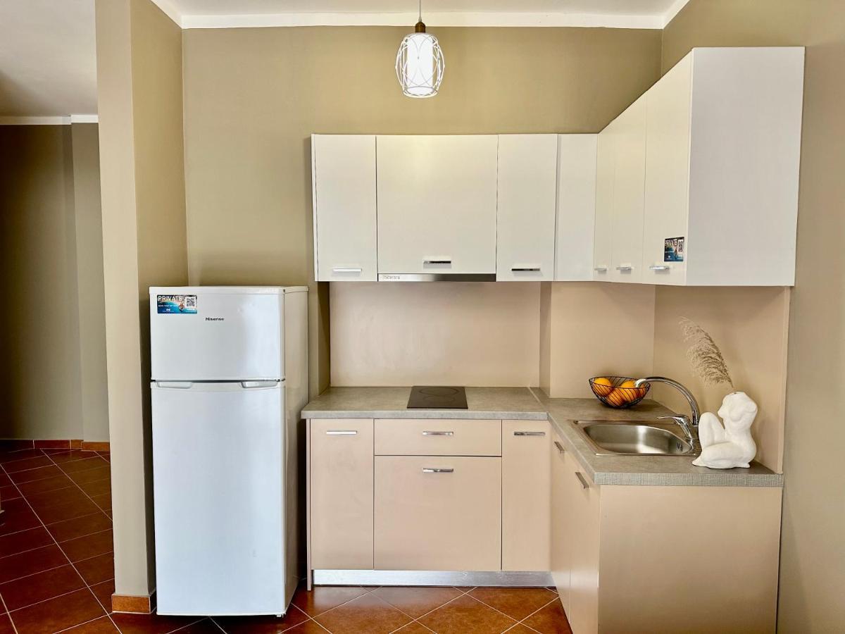 Family Suite Residence Vlorë Exteriör bild