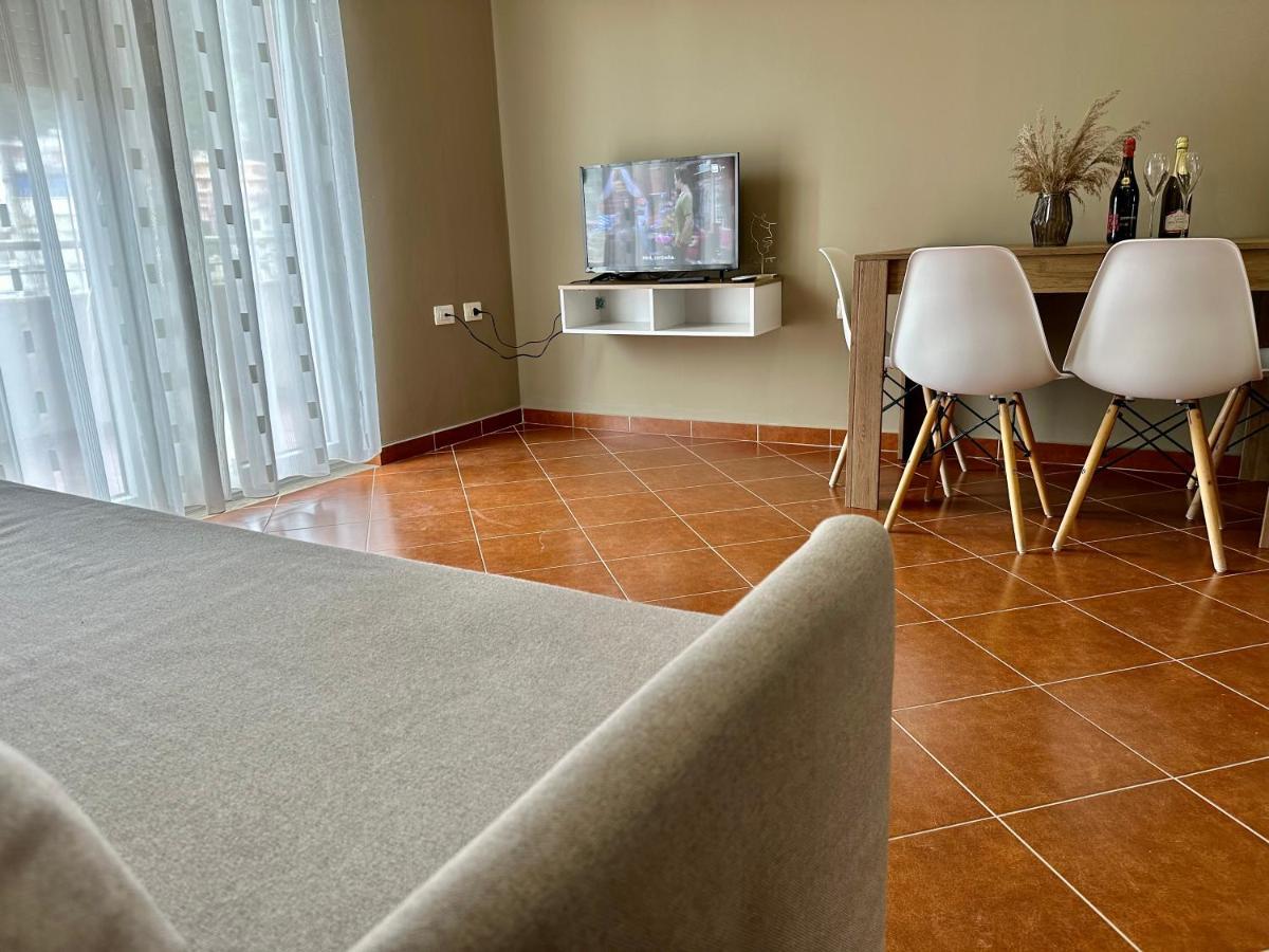 Family Suite Residence Vlorë Exteriör bild