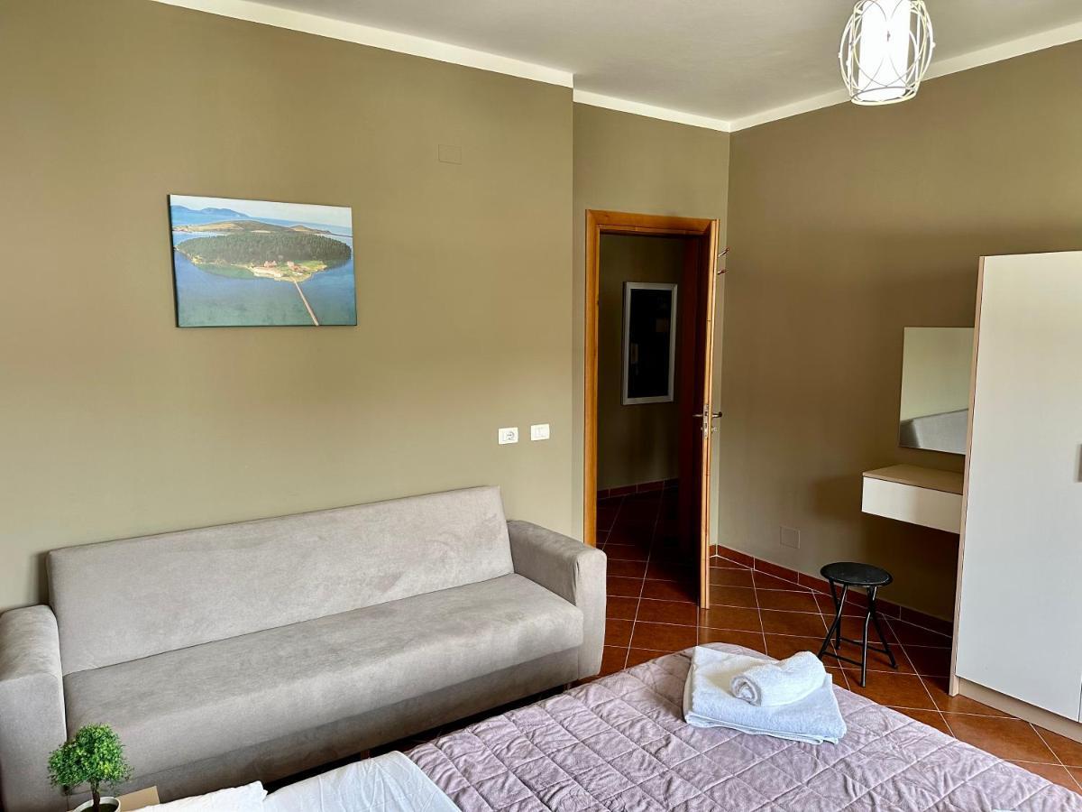 Family Suite Residence Vlorë Exteriör bild