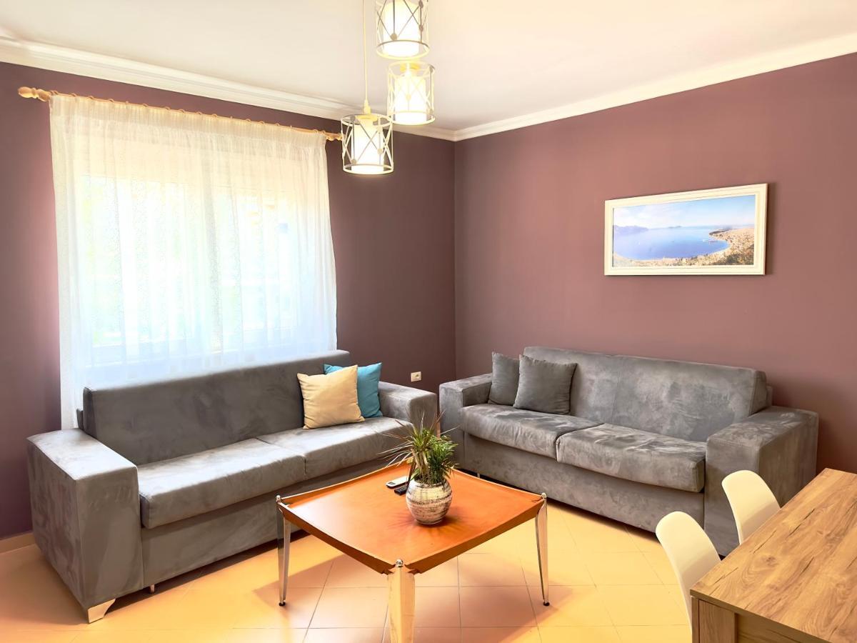 Family Suite Residence Vlorë Exteriör bild