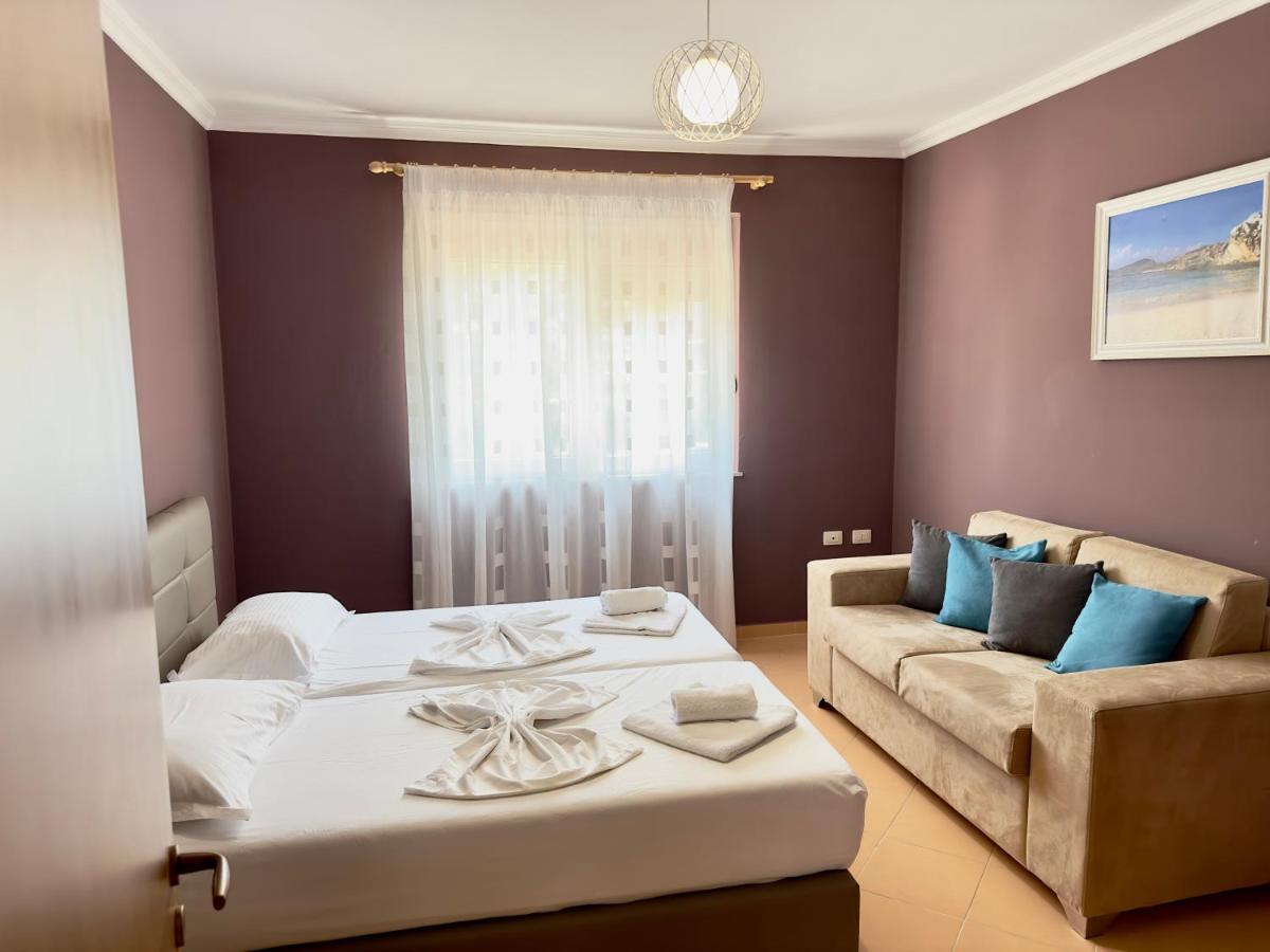 Family Suite Residence Vlorë Exteriör bild